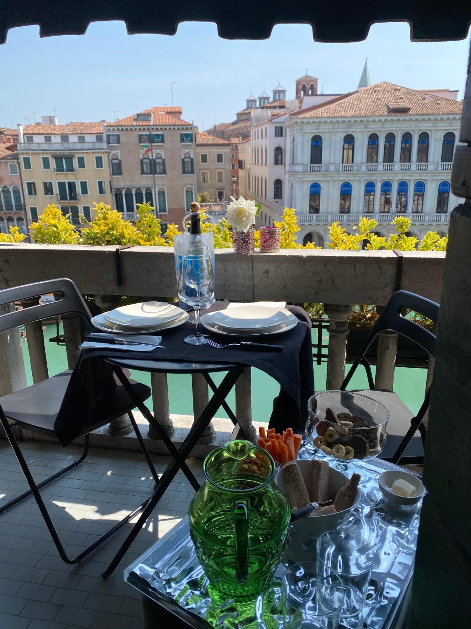 Rialto Terrace On The Grand Canal Veneţia Exterior foto