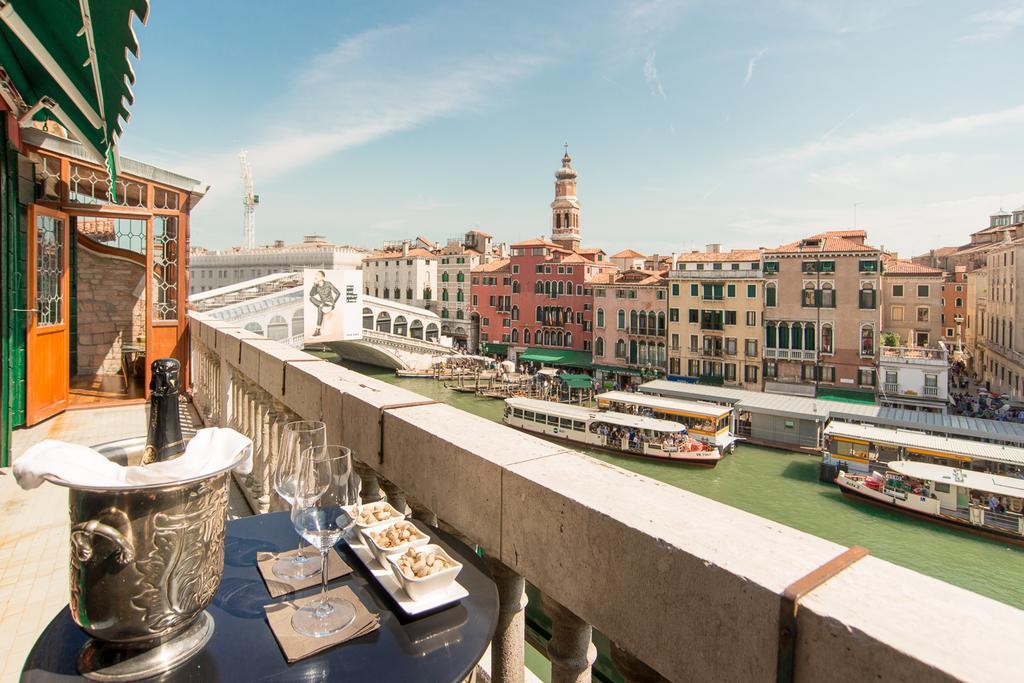 Rialto Terrace On The Grand Canal Veneţia Cameră foto